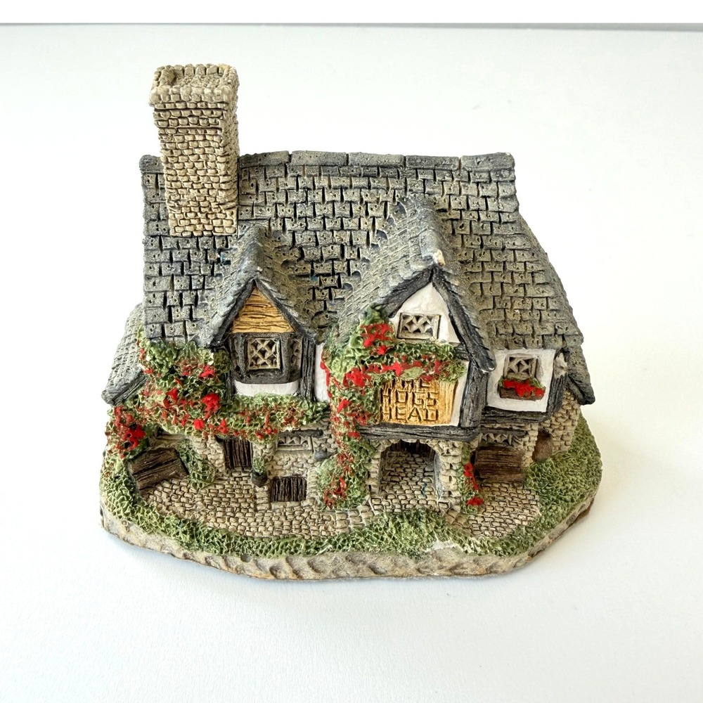 David Winter Hogs Head Beer House 1985 Vintage Miniature British Pub Figurine